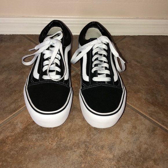 black old skool vans size 7 black old skool vans size 7